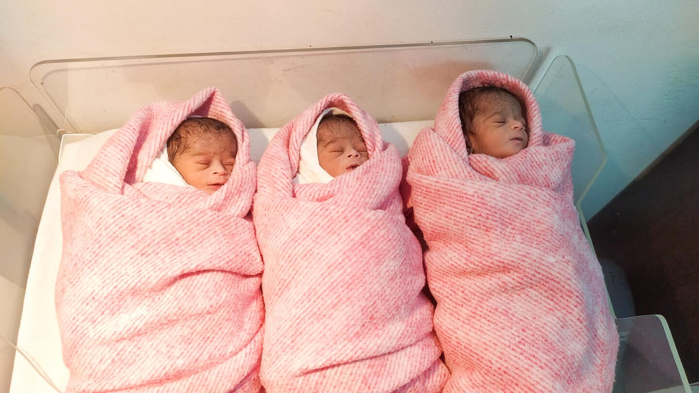 An emergency cesarean section was performed with urgency and care. What followed was nothing short of extraordinary—three cries: fragile, uneven, but alive. Triplets—two boys and a girl—were born into the world.