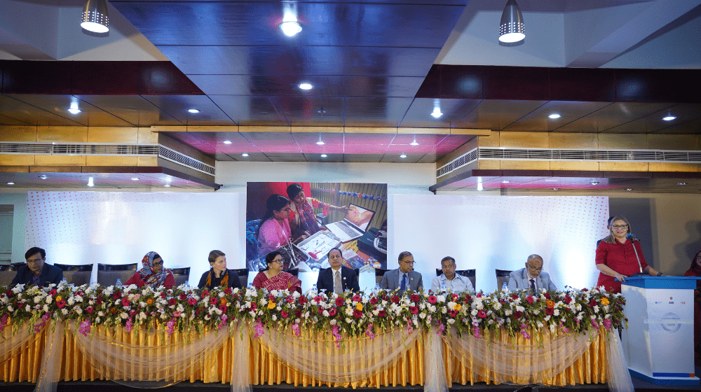 রোহিঙ্গা শরনার্থীদের জন্য পরিবার পরিকল্পনা কৌশলপত্র উদ্বোধনঃ  রোহিঙ্গা নারী ও মেয়েদের জন্য স্বেচ্ছাসেবামূলক পরিবার পরিকল্পনা সে